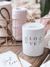 Love Keramik-Spardose in weiß