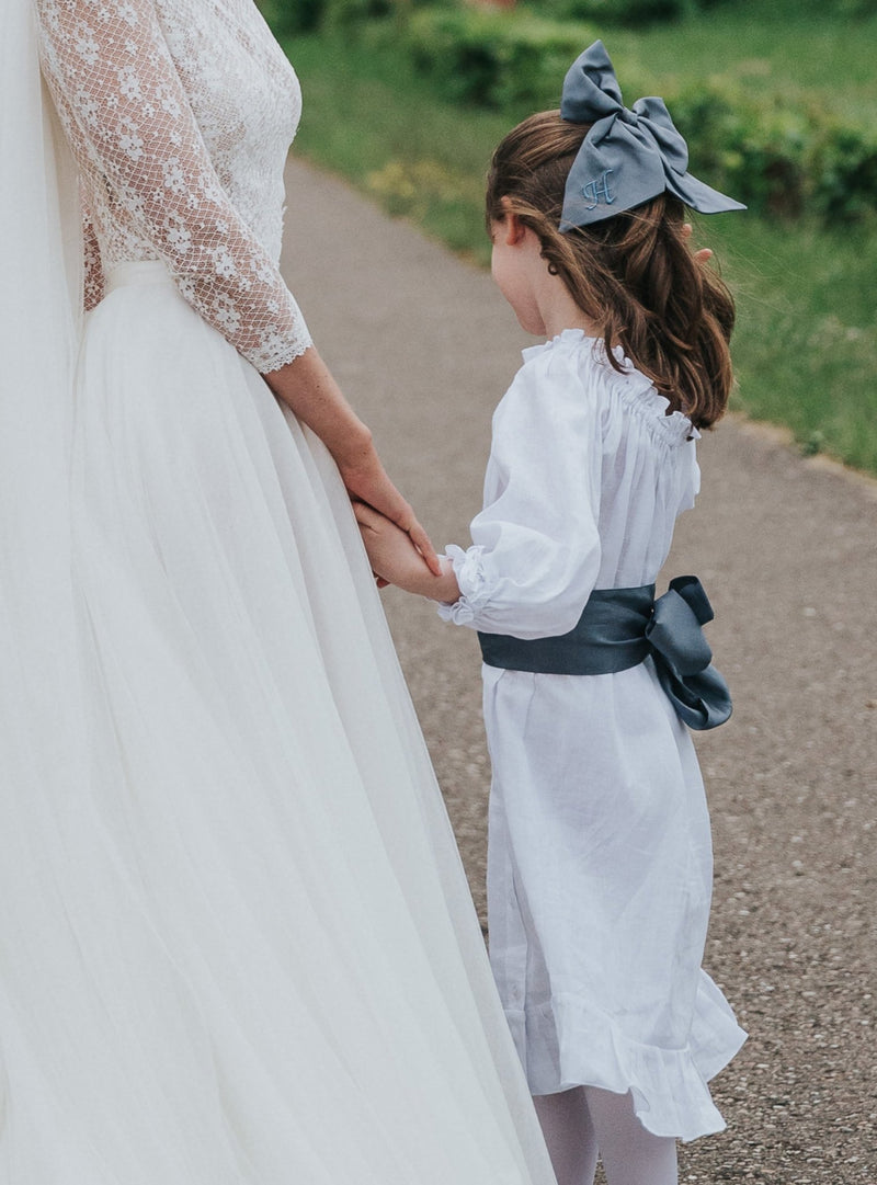 Audrey Haarschleife aus Leinen in blau - weddorable