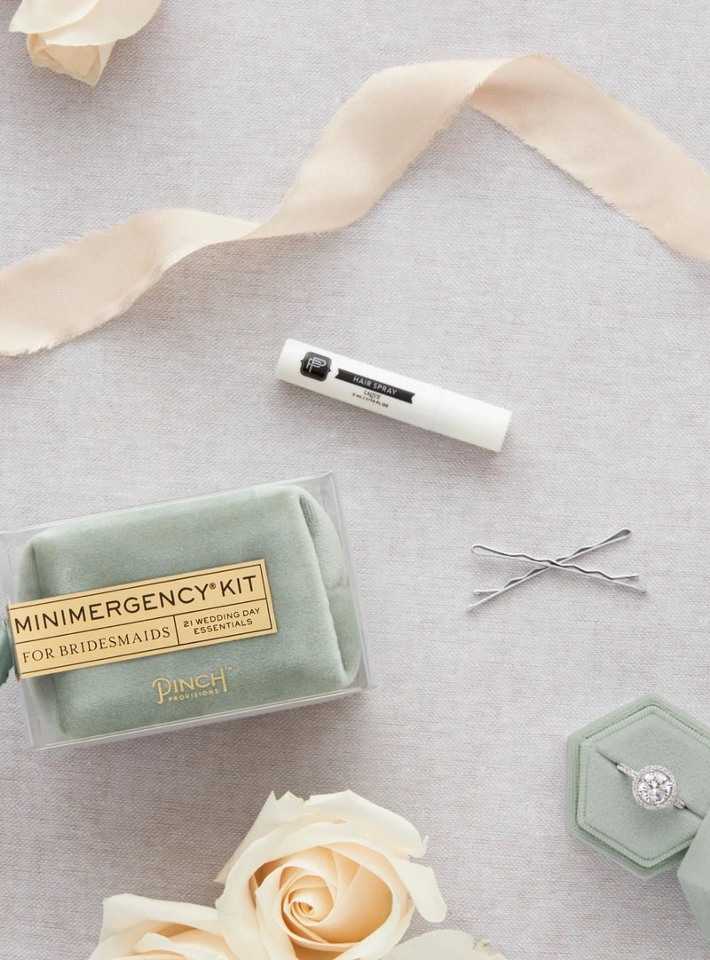 Minimergency Kit für Brautjungfern in samt sage - weddorable