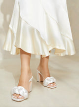 Sandale Freya Hochzeitsschuh mit Absatz in creme - weddorable